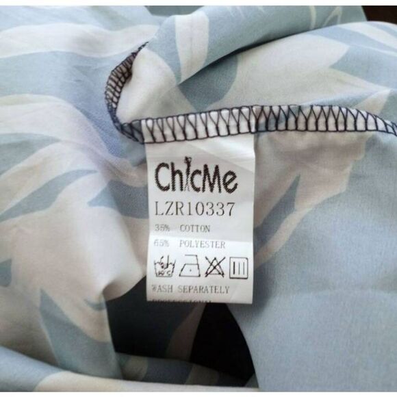 CHIC ME NAVY & CREAM DRESS SZ.S EUC.  GORGEOUS DRESS IN EXCELLENT USED CONDITION - Picture 7 of 7